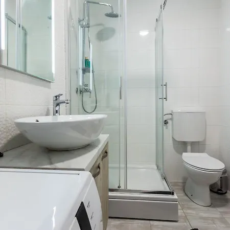 2sis 2 Apartment Zadar