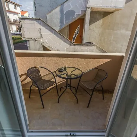 Appartement 2sis 2 *