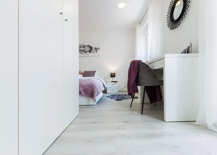 2sis 2 Apartment Zadar